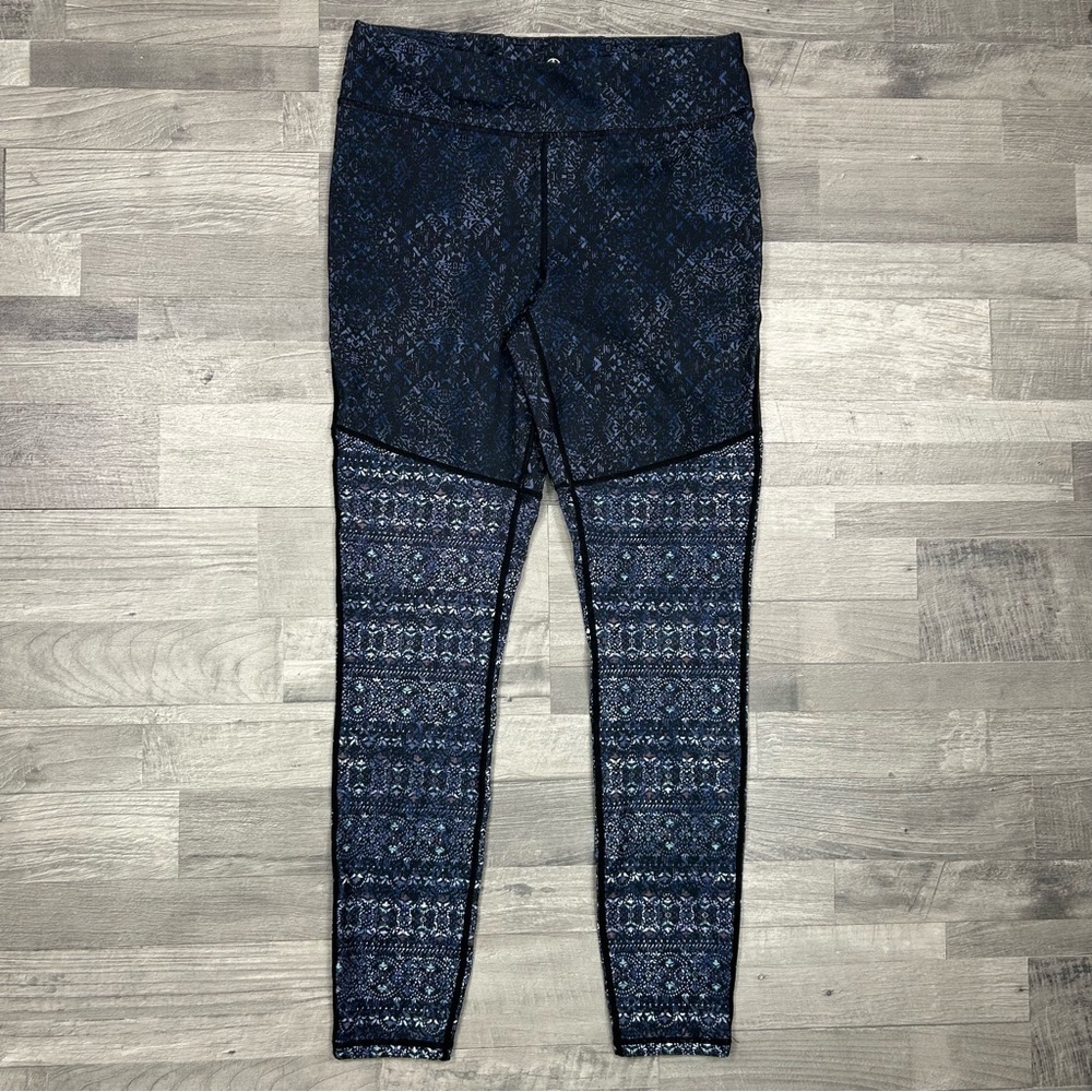 Gaiam Women's Blue and Black Pattern Active Leggings L